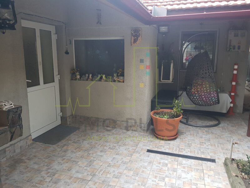 Casa individuala in oras. Zona linistita.
